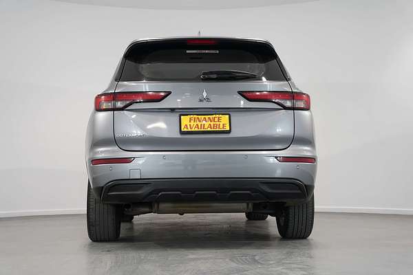 2023 Mitsubishi Outlander ES ZM
