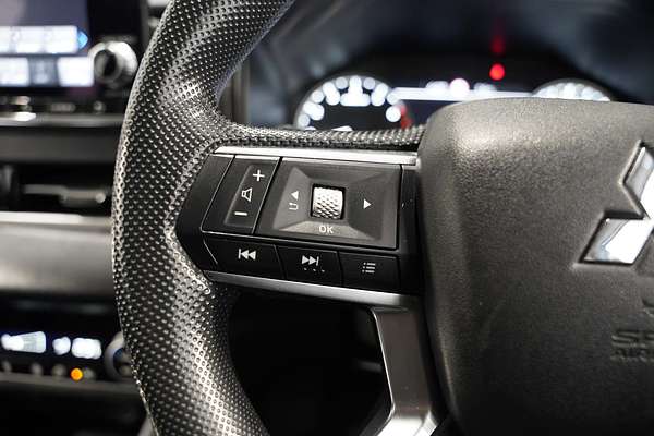 2023 Mitsubishi Outlander ES ZM