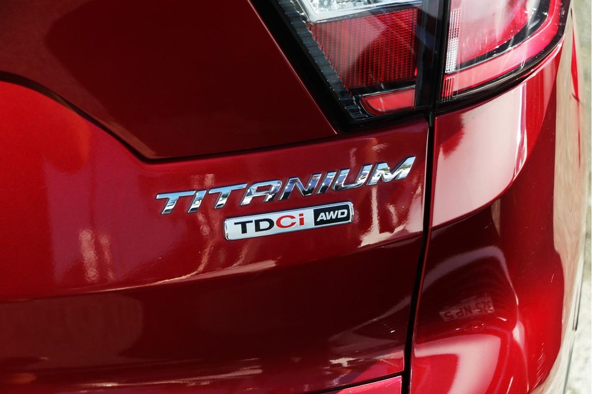 2019 Ford Escape Titanium ZG