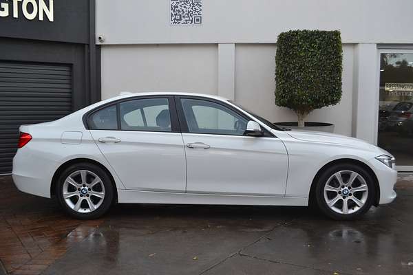 2013 BMW 3 Series 320i F30
