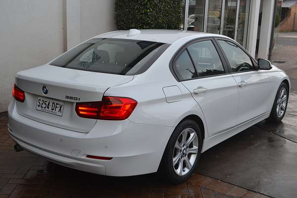 2013 BMW 3 Series 320i F30