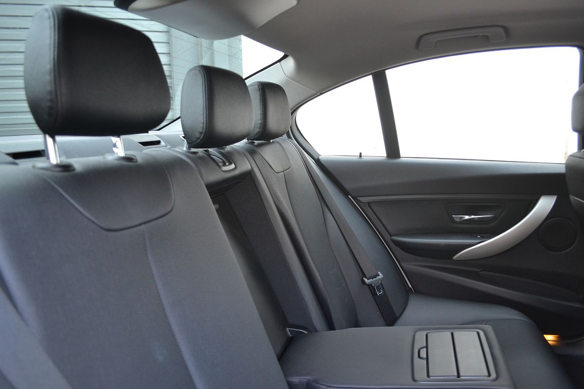 2013 BMW 3 Series 320i F30