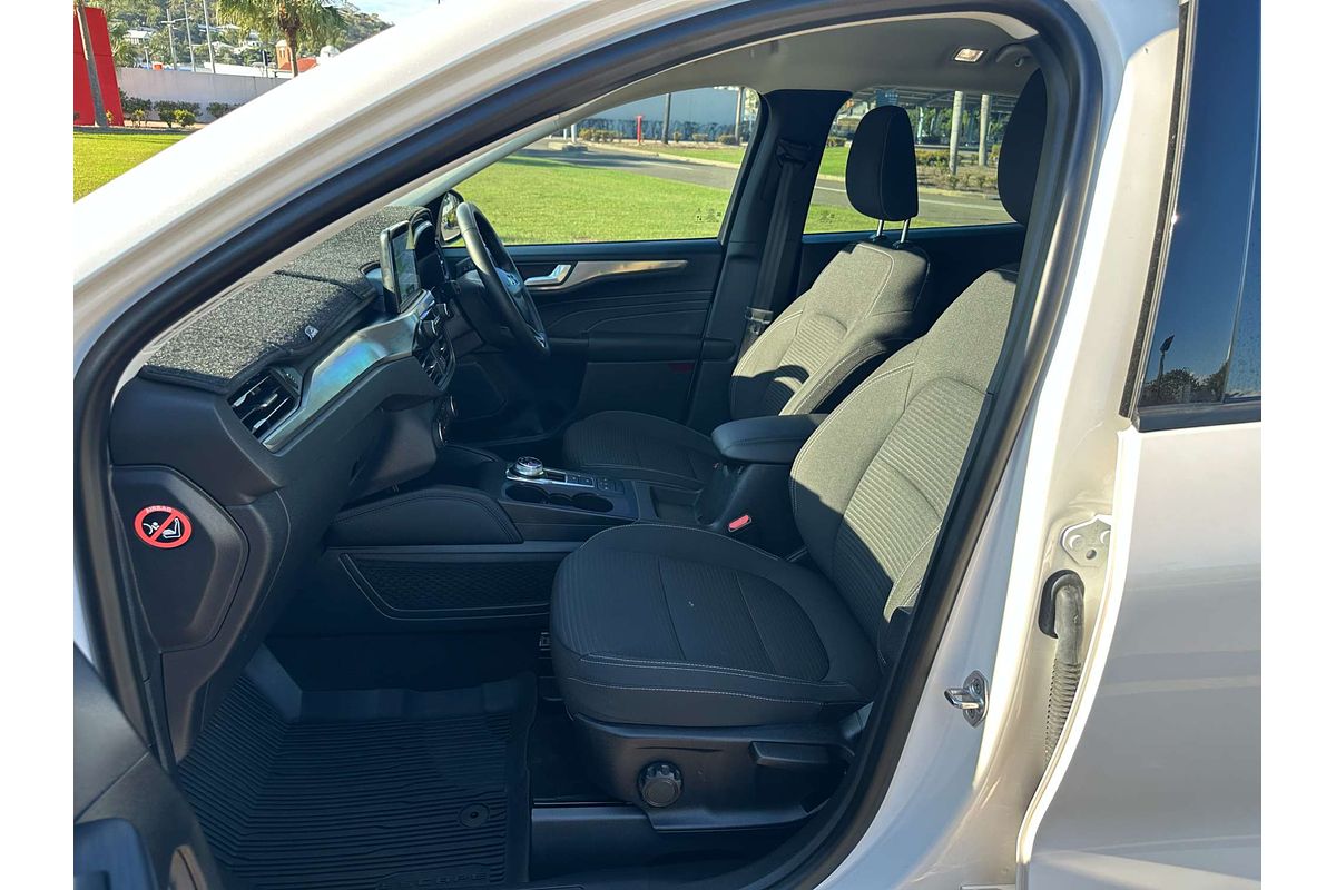 2021 Ford Escape  ZH