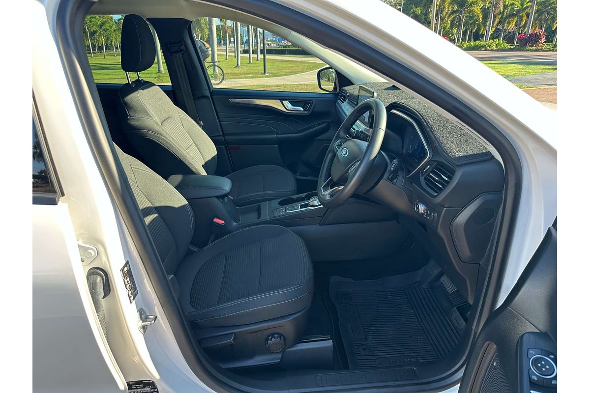 2021 Ford Escape  ZH