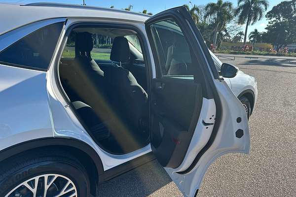 2021 Ford Escape  ZH