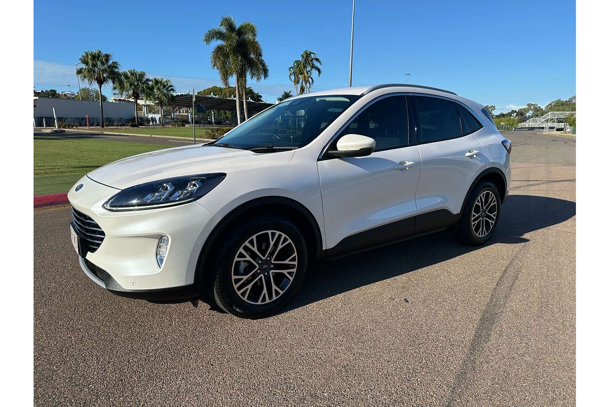 2021 Ford Escape  ZH
