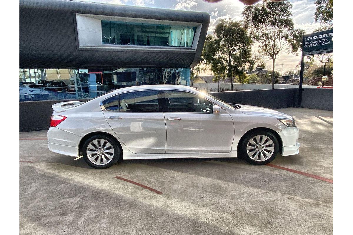 2013 Honda Accord VTi-S 9th Gen