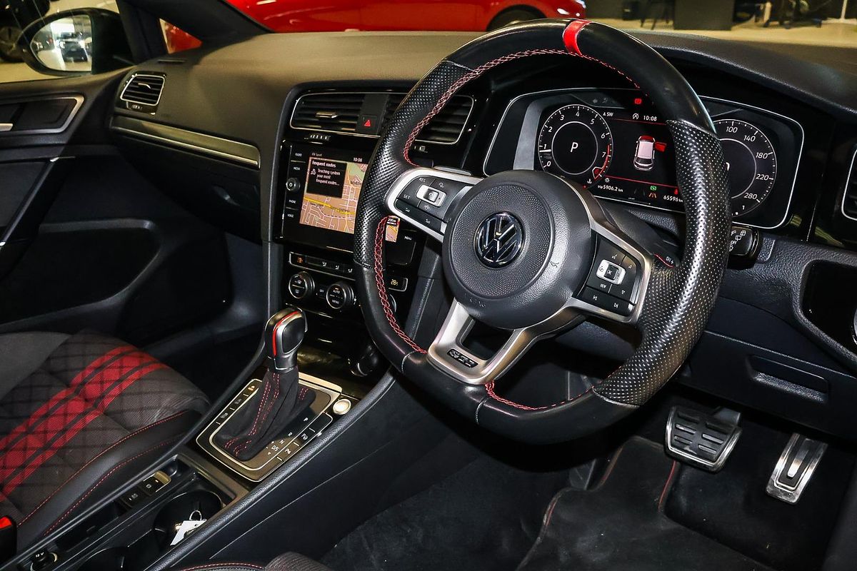 2020 Volkswagen Golf GTI TCR 7.5