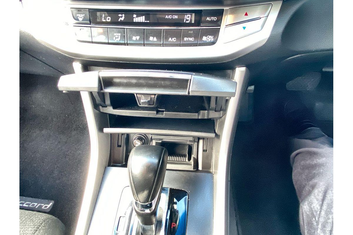 2013 Honda Accord VTi-S 9th Gen