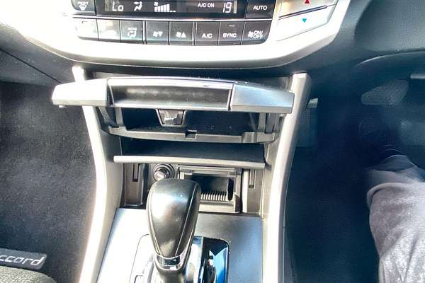 2013 Honda Accord VTi-S 9th Gen