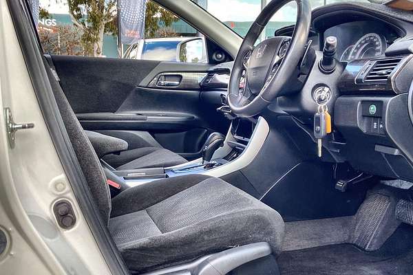 2013 Honda Accord VTi-S 9th Gen