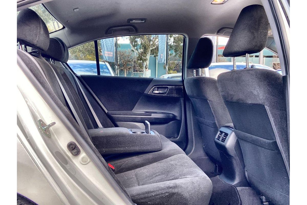 2013 Honda Accord VTi-S 9th Gen