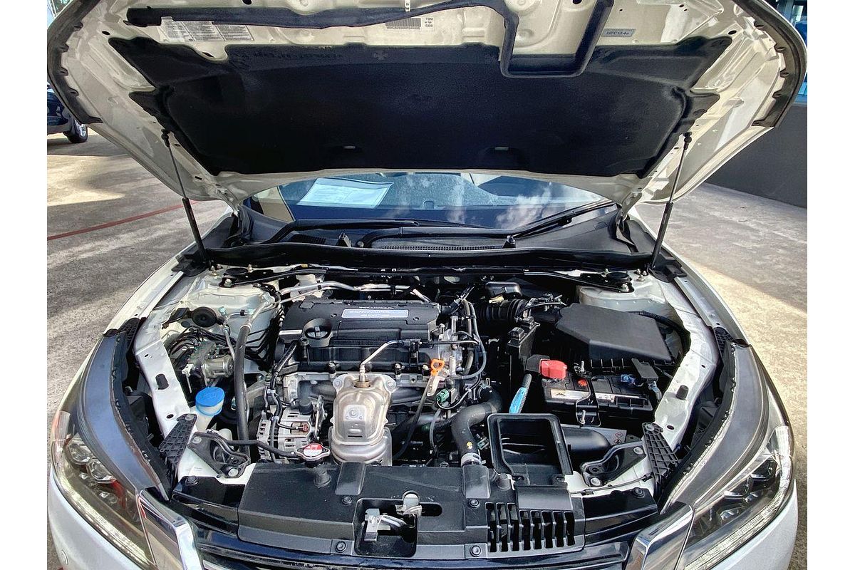 2013 Honda Accord VTi-S 9th Gen