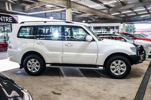 2019 Mitsubishi Pajero GLX NX