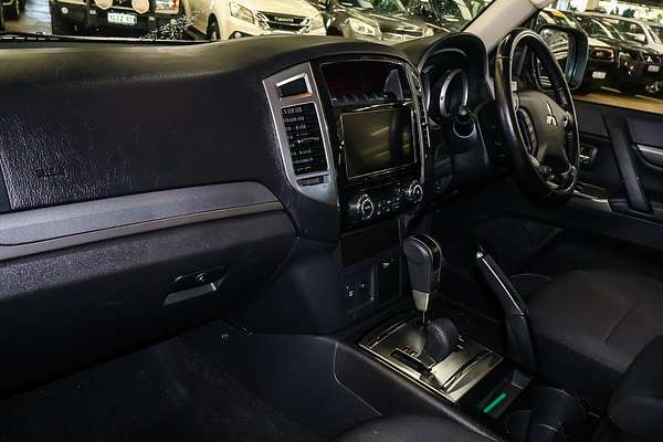 2019 Mitsubishi Pajero GLX NX