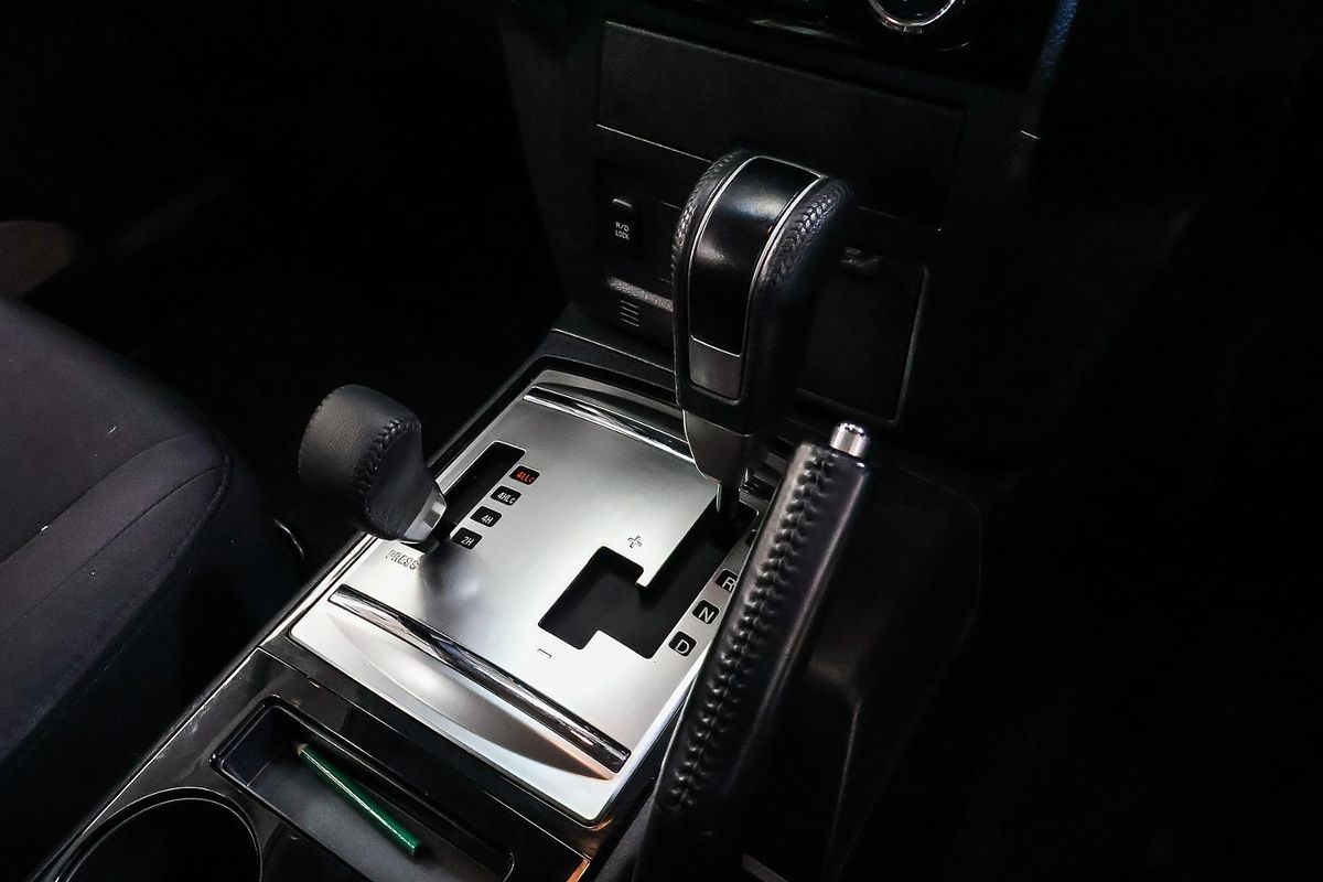2019 Mitsubishi Pajero GLX NX