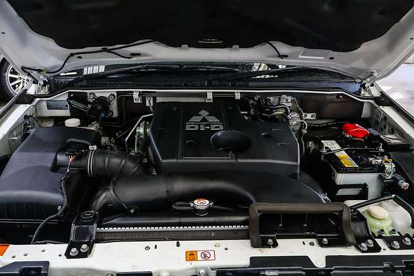 2019 Mitsubishi Pajero GLX NX