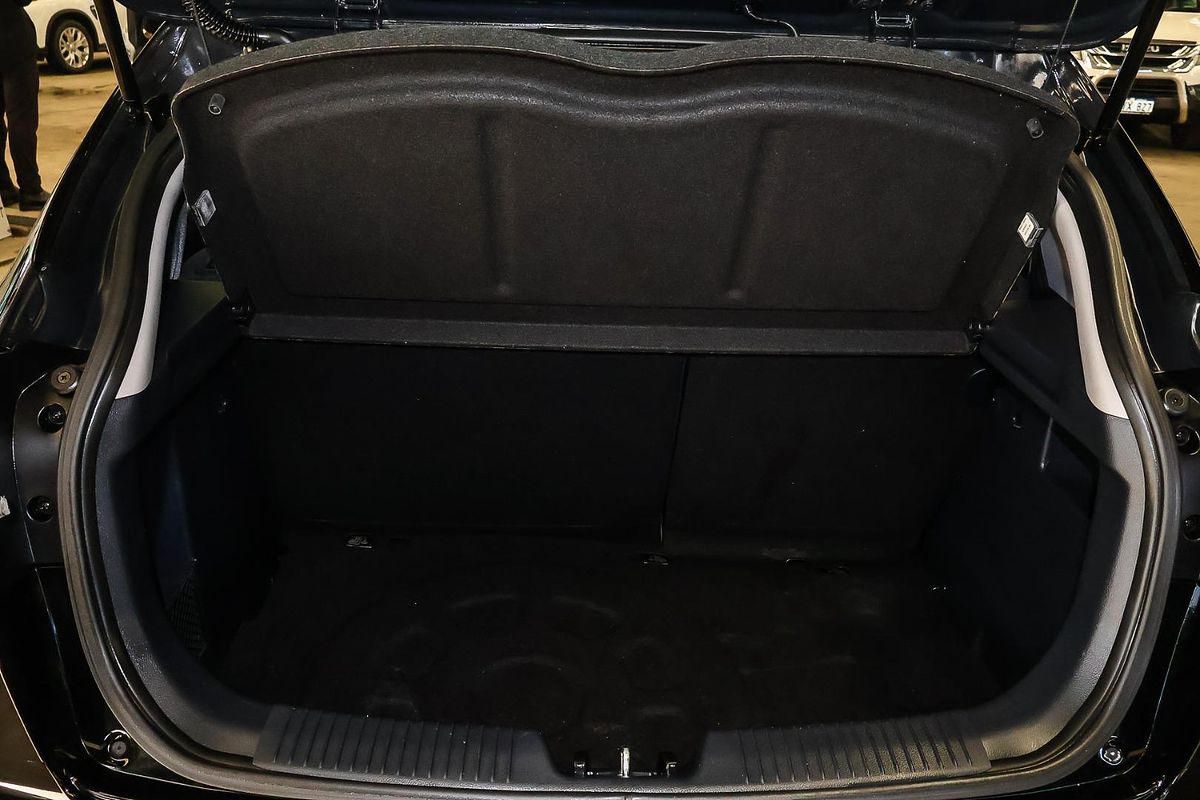 2013 Kia Rio S UB