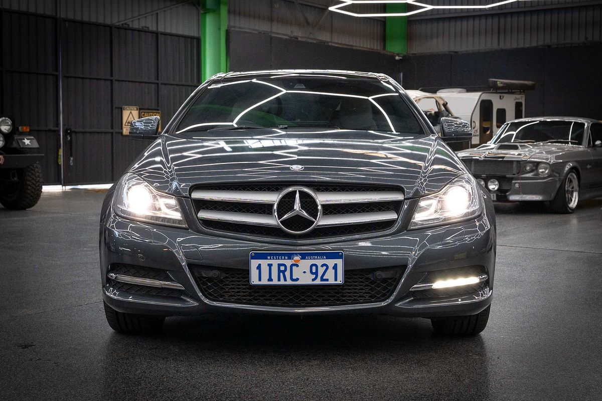 2011 Mercedes-Benz C-Class C250 CDI BlueEFFICIENCY C204