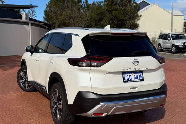 2025 Nissan X-TRAIL Ti T33
