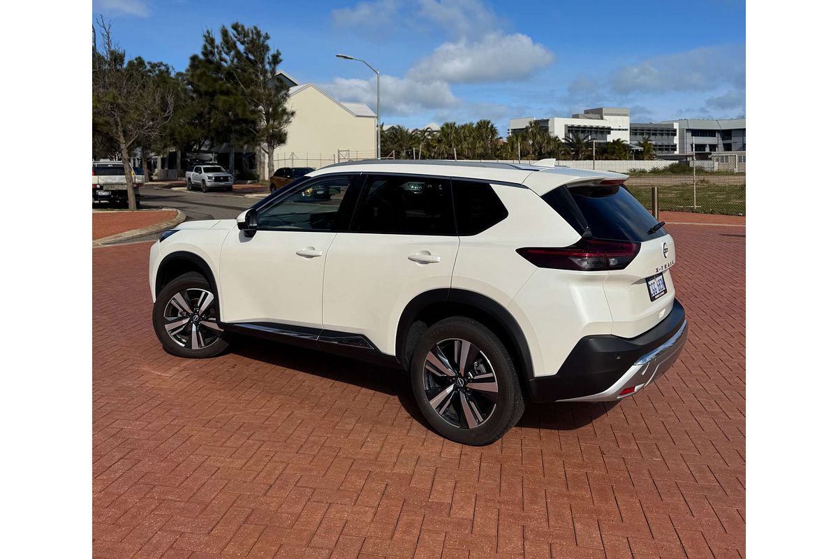 2025 Nissan X-TRAIL Ti T33