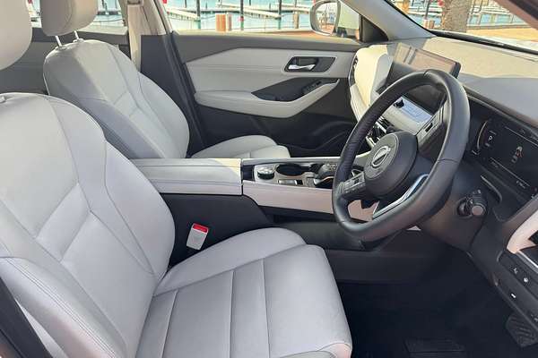 2025 Nissan X-TRAIL Ti T33