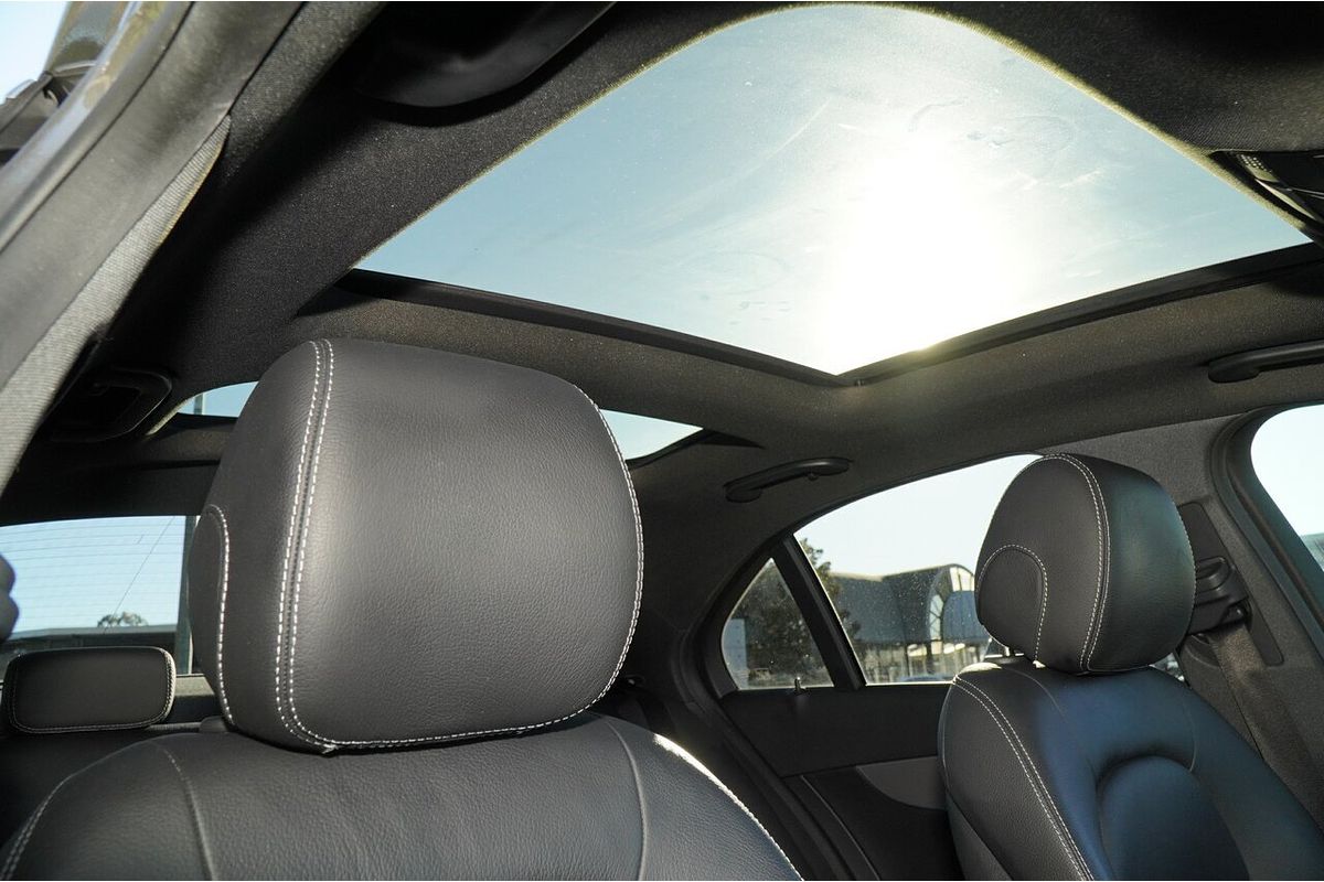 2018 Mercedes-Benz C-Class C300 W205