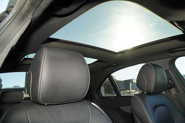 2018 Mercedes-Benz C-Class C300 W205