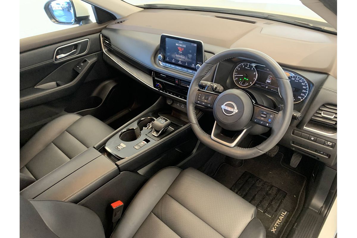 2024 Nissan X-TRAIL ST-L T33