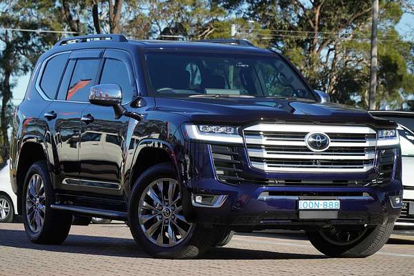 2022 Toyota Landcruiser Sahara ZX FJA300R
