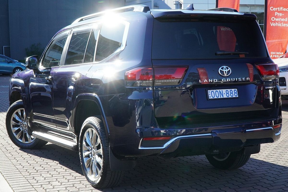 2022 Toyota Landcruiser Sahara ZX FJA300R