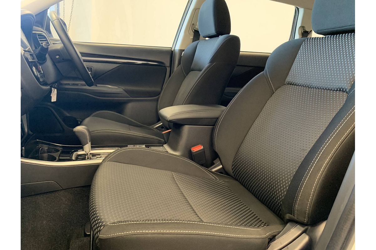 2019 Mitsubishi Outlander ES ADAS ZL