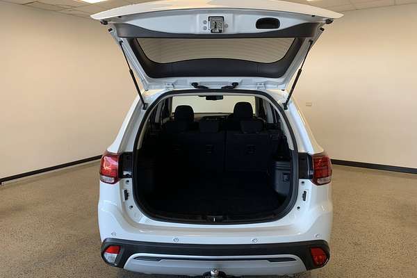 2019 Mitsubishi Outlander ES ADAS ZL