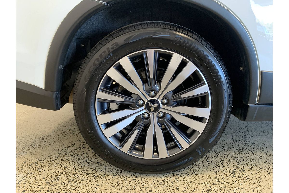 2019 Mitsubishi Outlander ES ADAS ZL