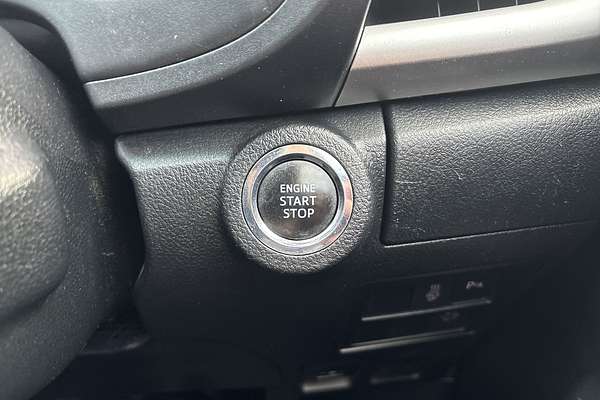 2021 Toyota Hilux SR5 GUN126R 4X4