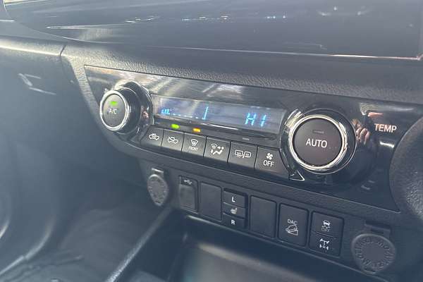 2021 Toyota Hilux SR5 GUN126R 4X4