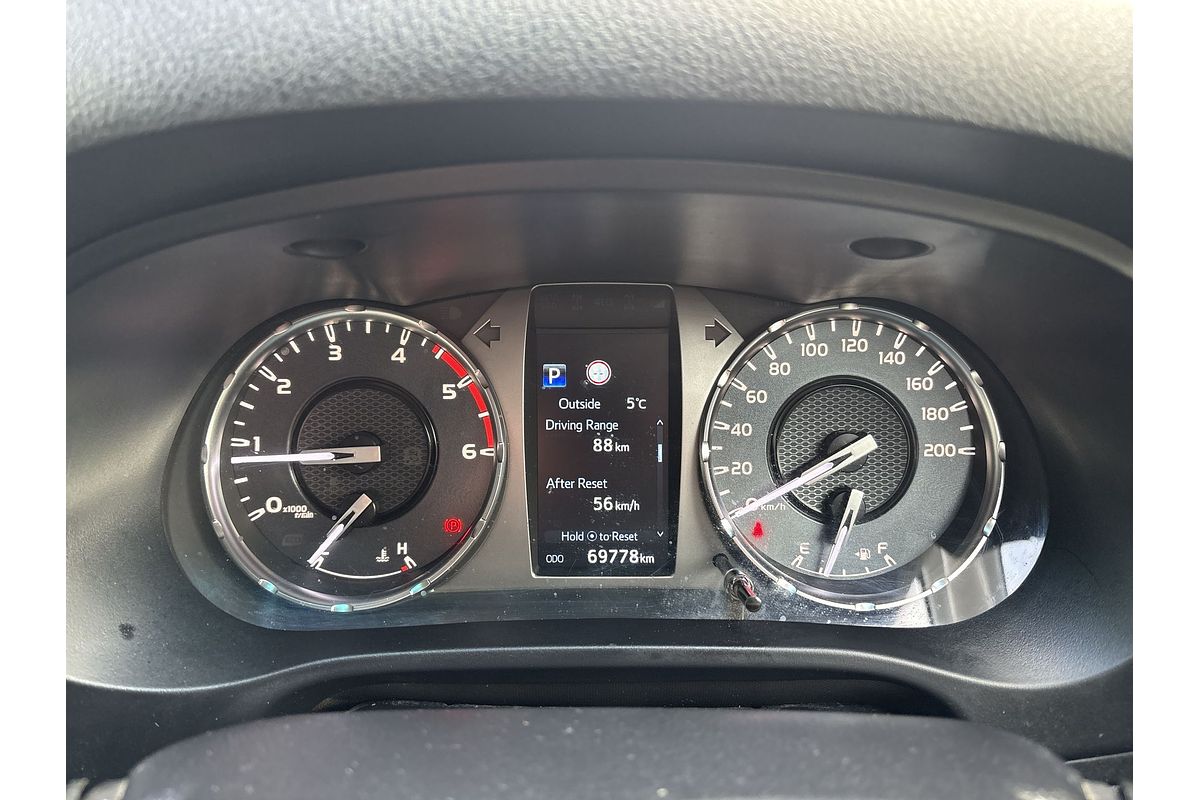 2021 Toyota Hilux SR5 GUN126R 4X4