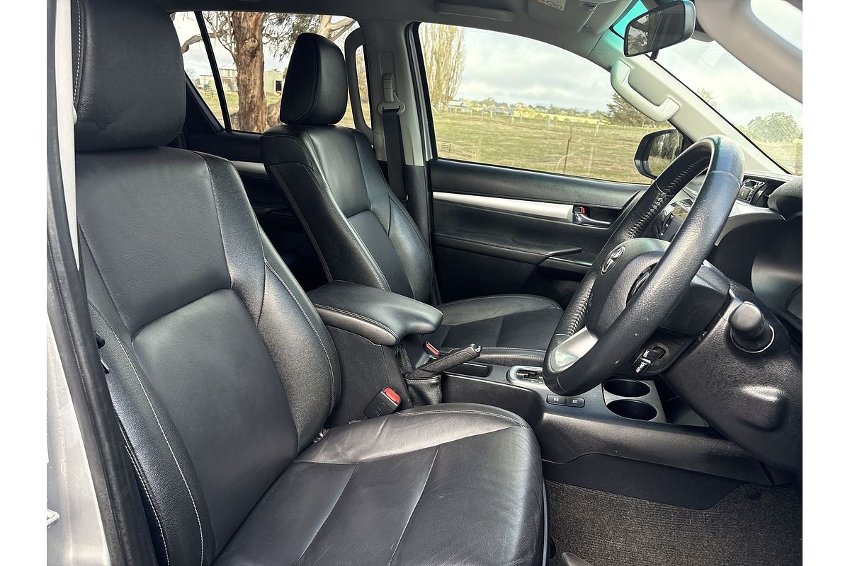 2021 Toyota Hilux SR5 GUN126R 4X4
