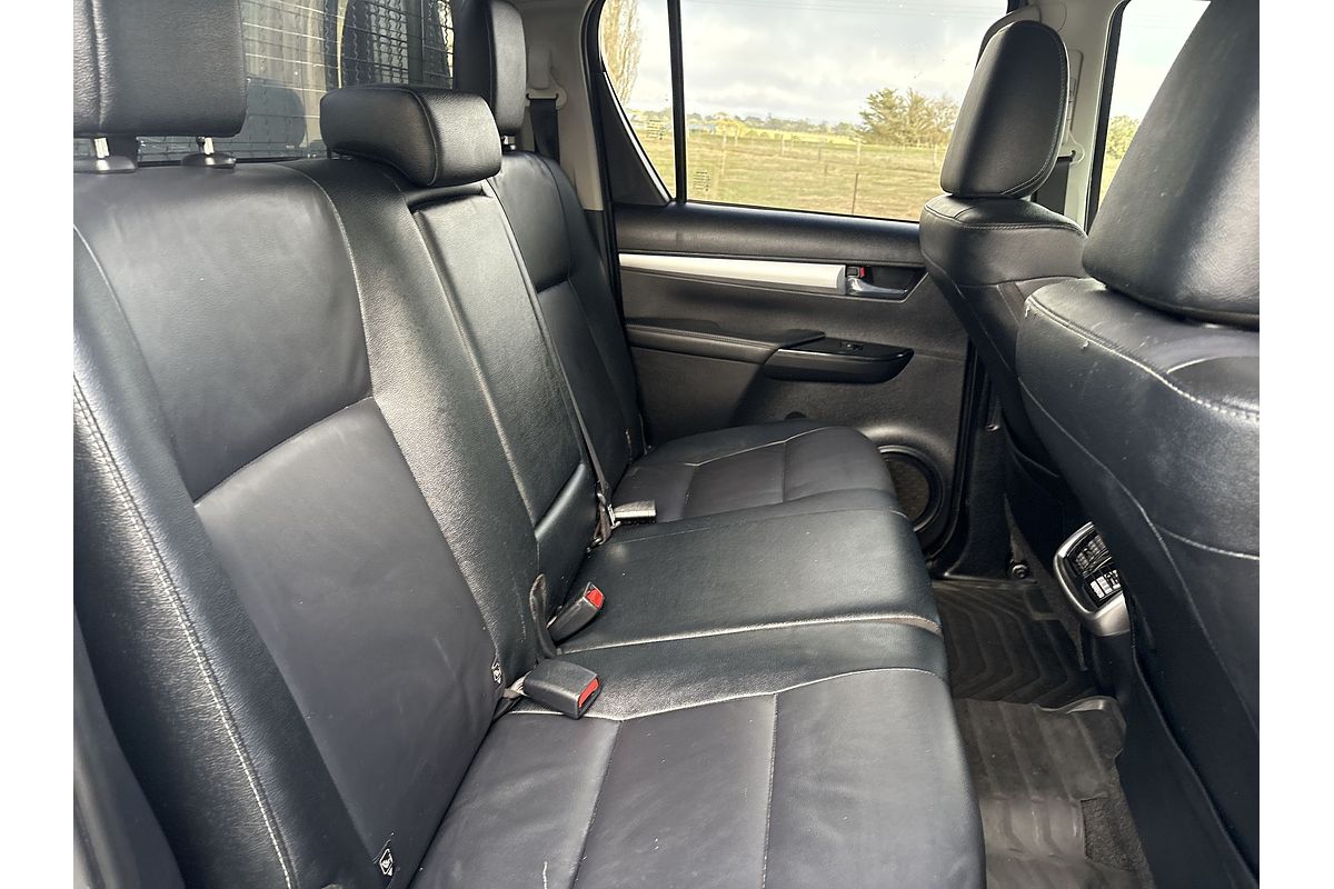2021 Toyota Hilux SR5 GUN126R 4X4