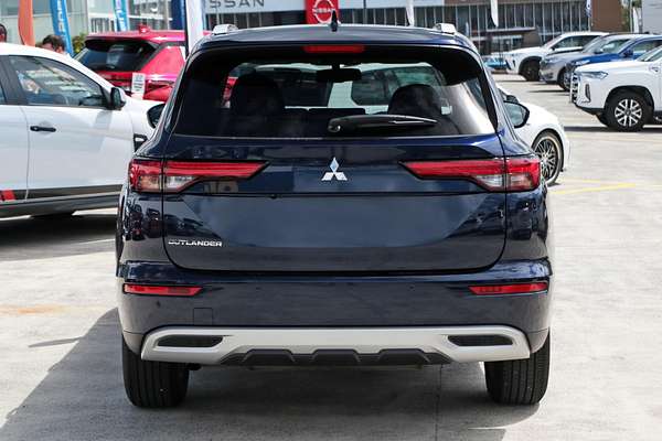 2024 Mitsubishi Outlander LS ZM