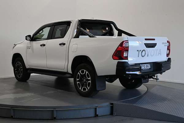 2025 Toyota Hilux SR5 GUN126R 4X4