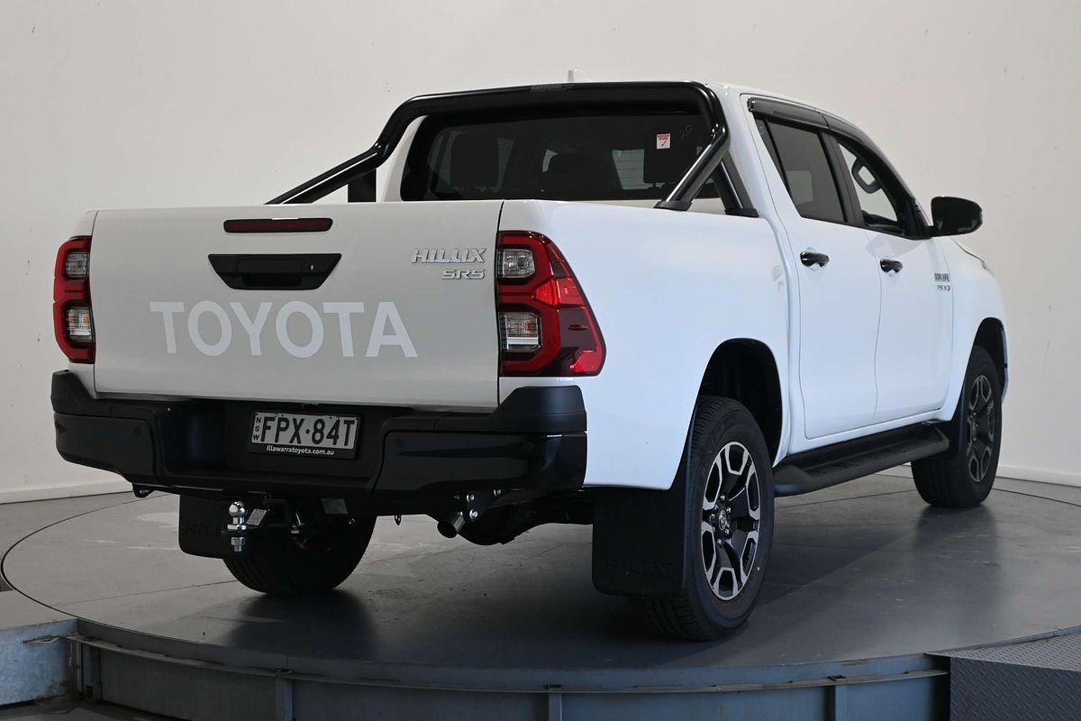 2025 Toyota Hilux SR5 GUN126R 4X4