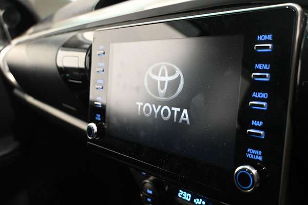 2025 Toyota Hilux SR5 GUN126R 4X4