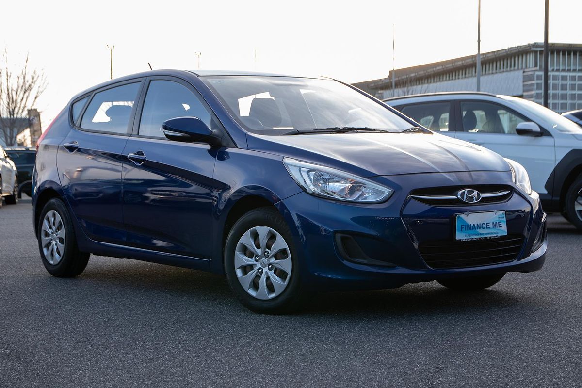 2015 Hyundai Accent Active RB2