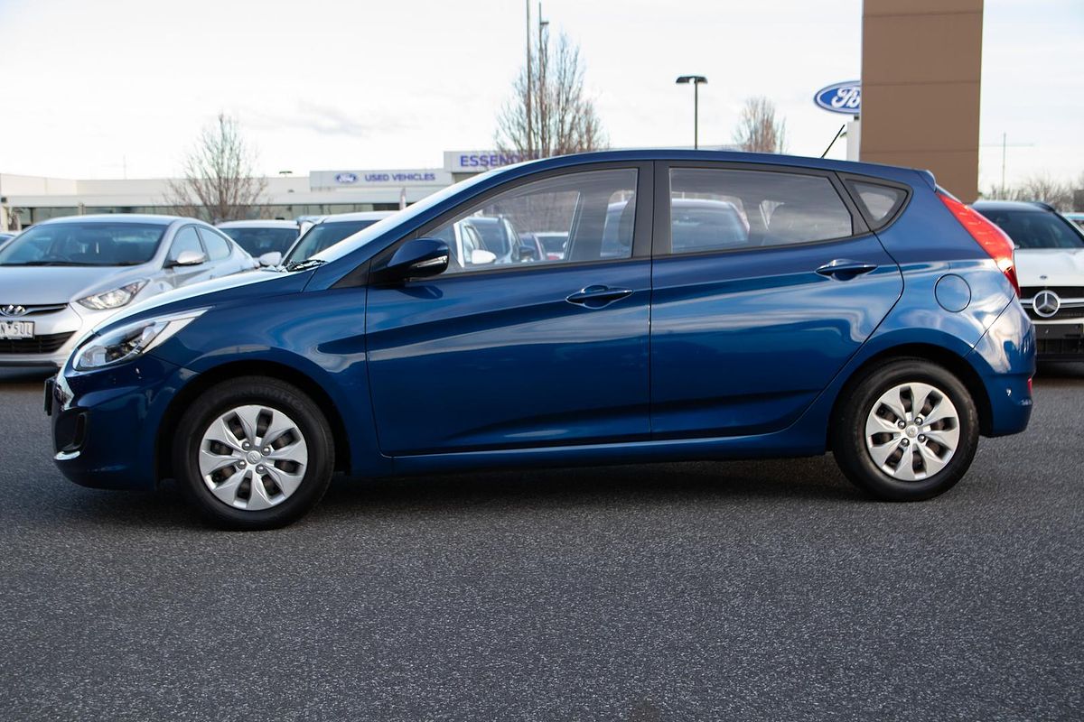 2015 Hyundai Accent Active RB2
