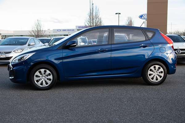 2015 Hyundai Accent Active RB2