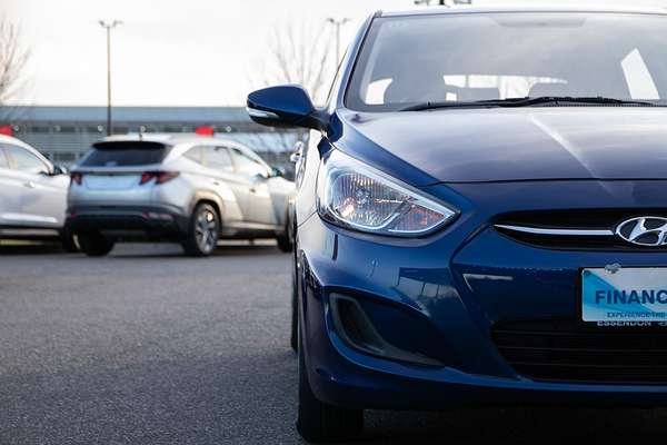 2015 Hyundai Accent Active RB2