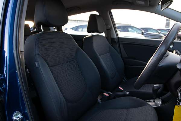 2015 Hyundai Accent Active RB2