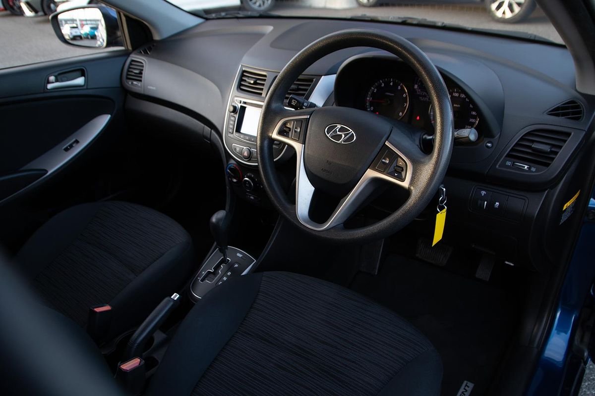 2015 Hyundai Accent Active RB2