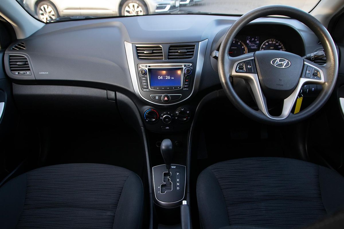2015 Hyundai Accent Active RB2